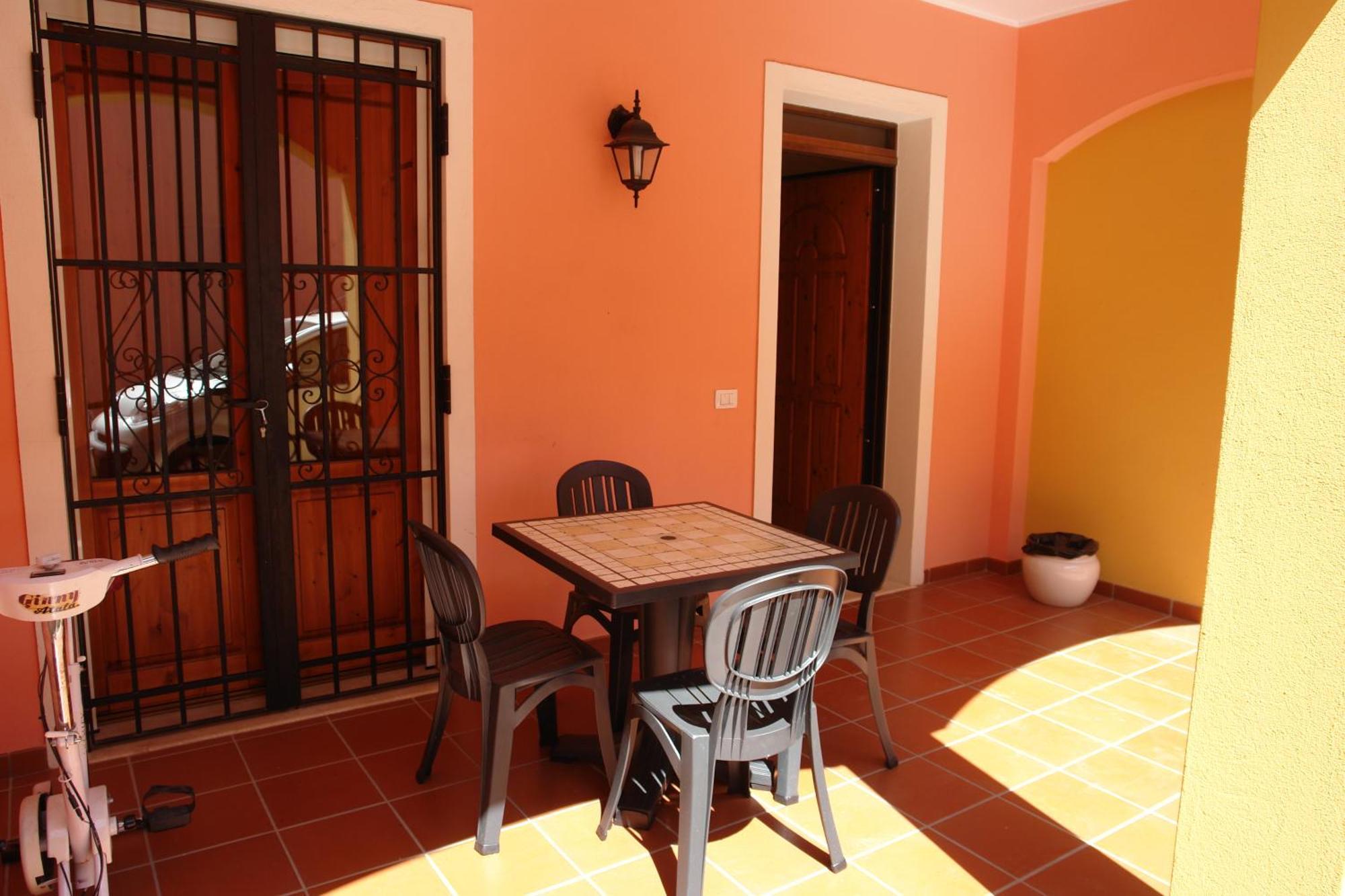 Pauli'S Holiday House Monserrato Rom bilde